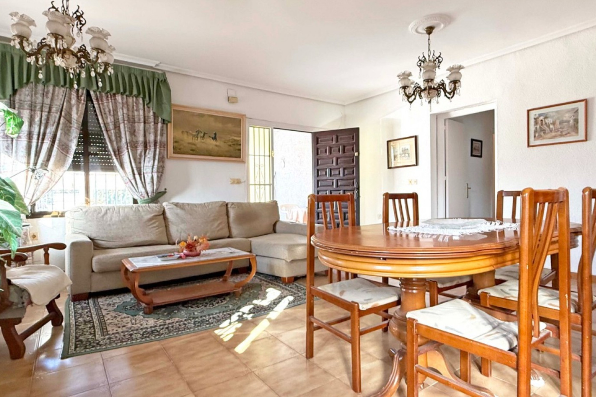 Resale - Villa - Torrevieja - Costa Blanca