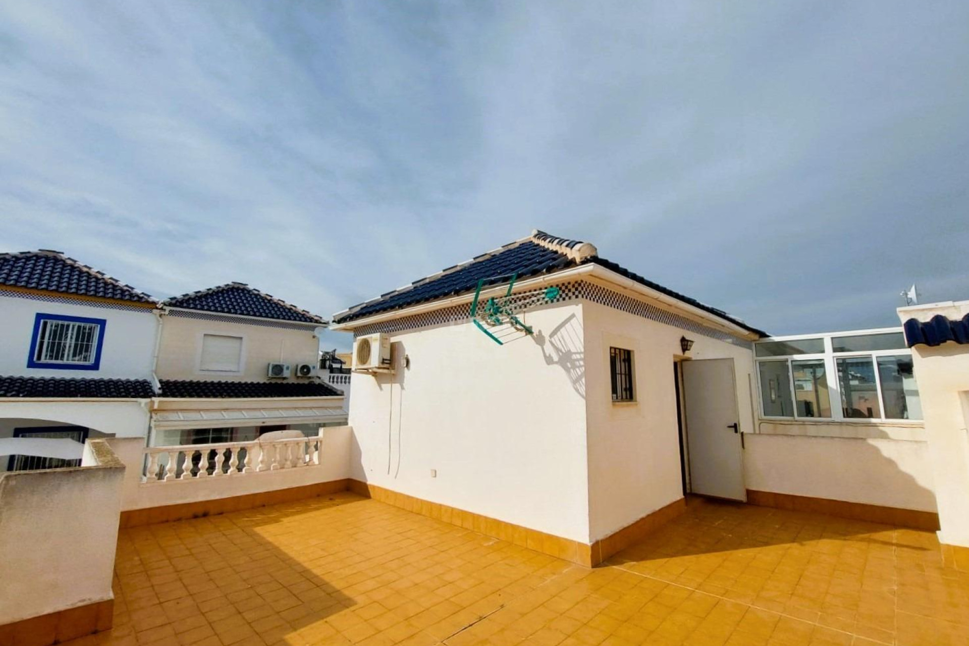 Resale - Villa - Torrevieja - Costa Blanca