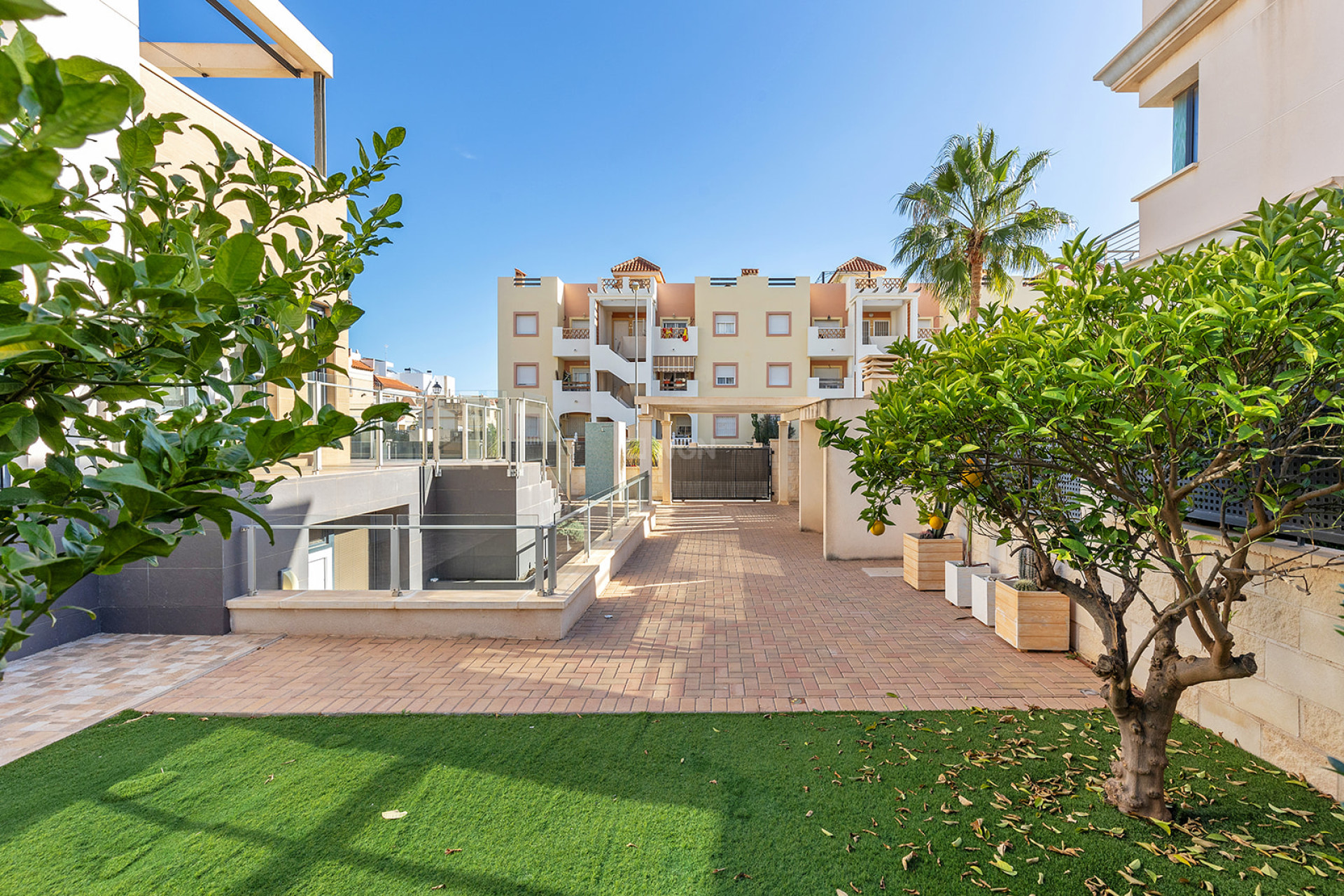 Resale - Villa - Torrevieja - Costa Blanca