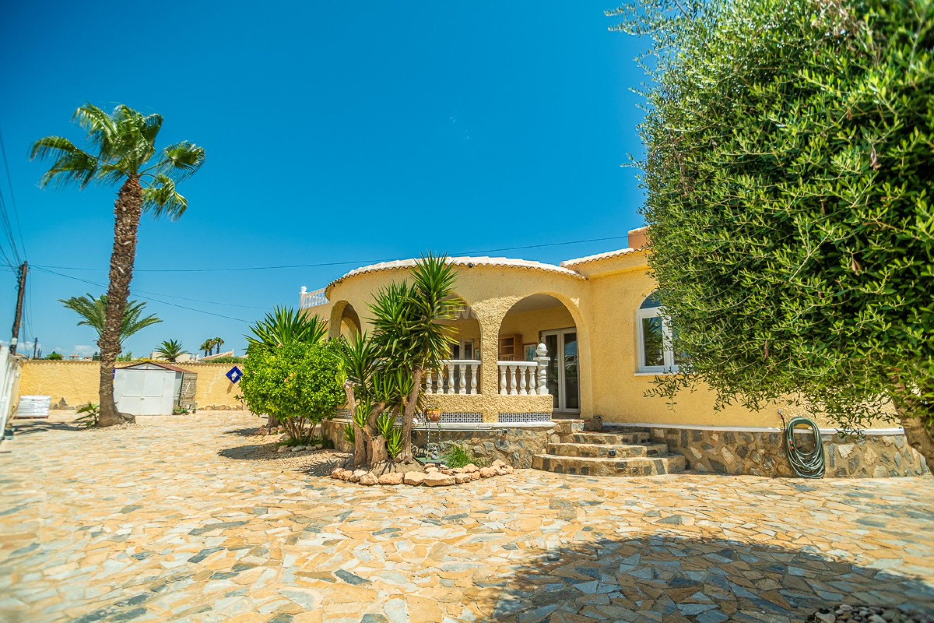 Resale - Villa - Torrevieja - Costa Blanca