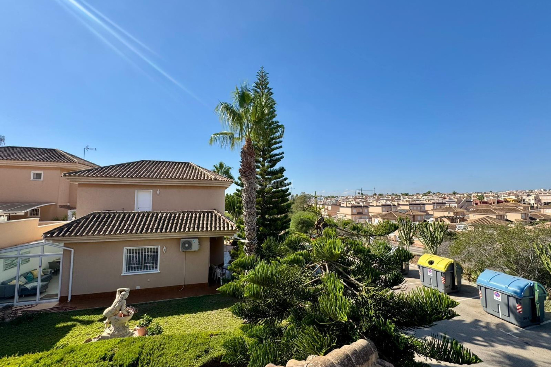 Resale - Villa - Torrevieja - Costa Blanca