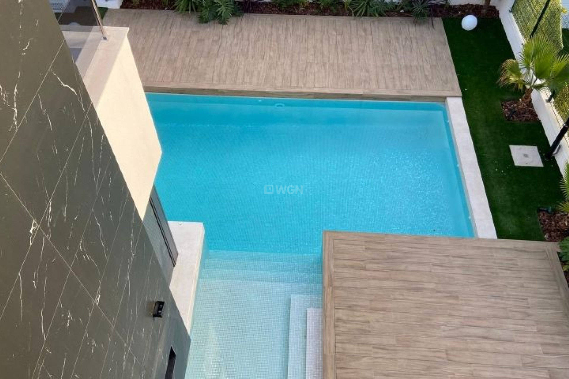 Resale - Villa - Torrevieja - Costa Blanca