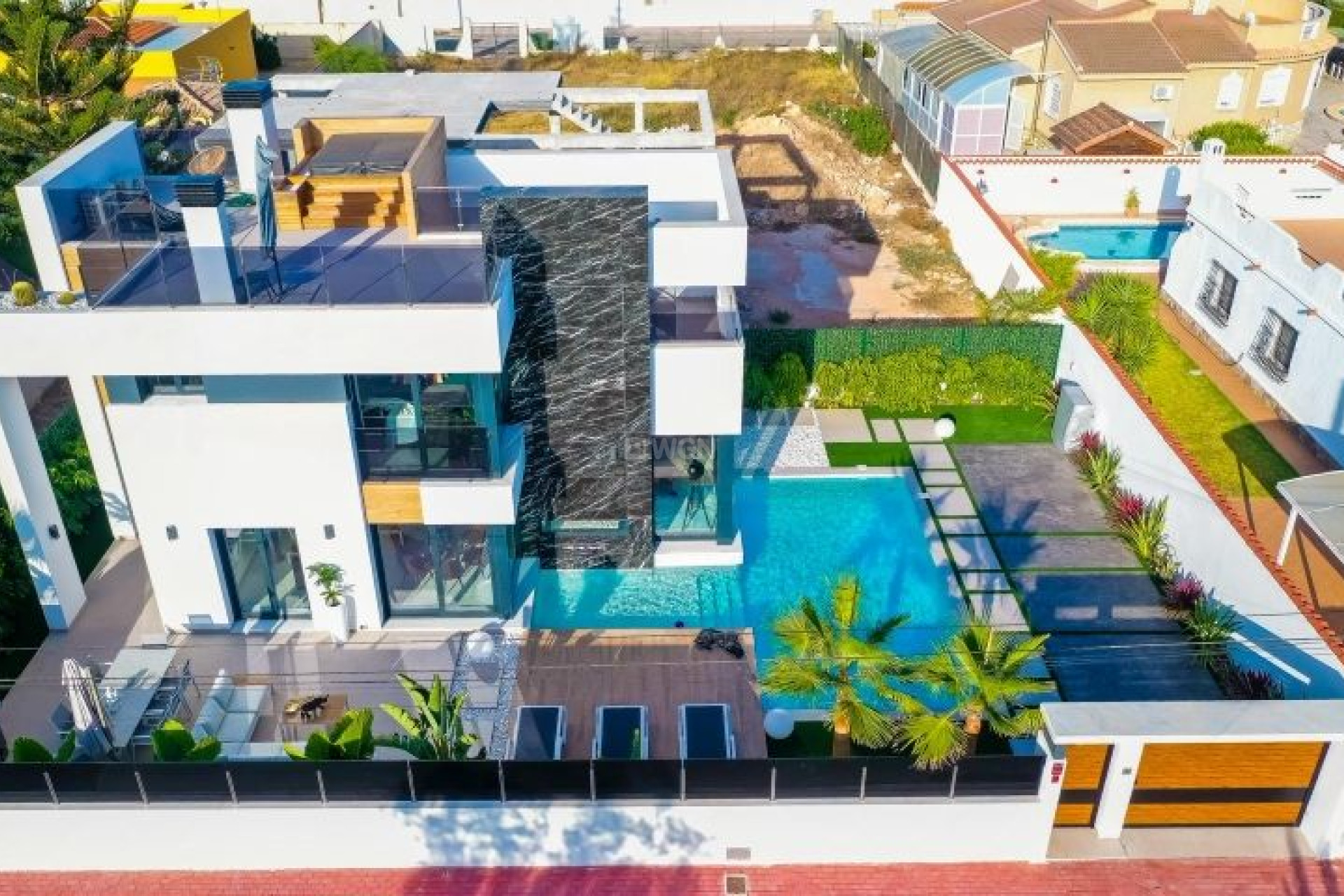 Resale - Villa - Torrevieja - Costa Blanca