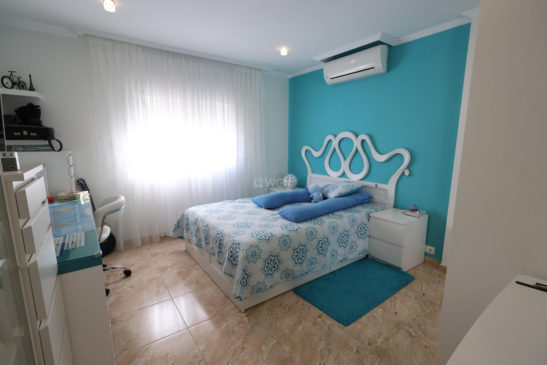 Resale - Villa - Torrevieja - Costa Blanca