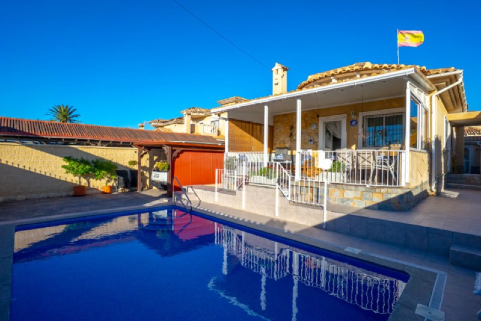 Resale - Villa - Torrevieja - Costa Blanca