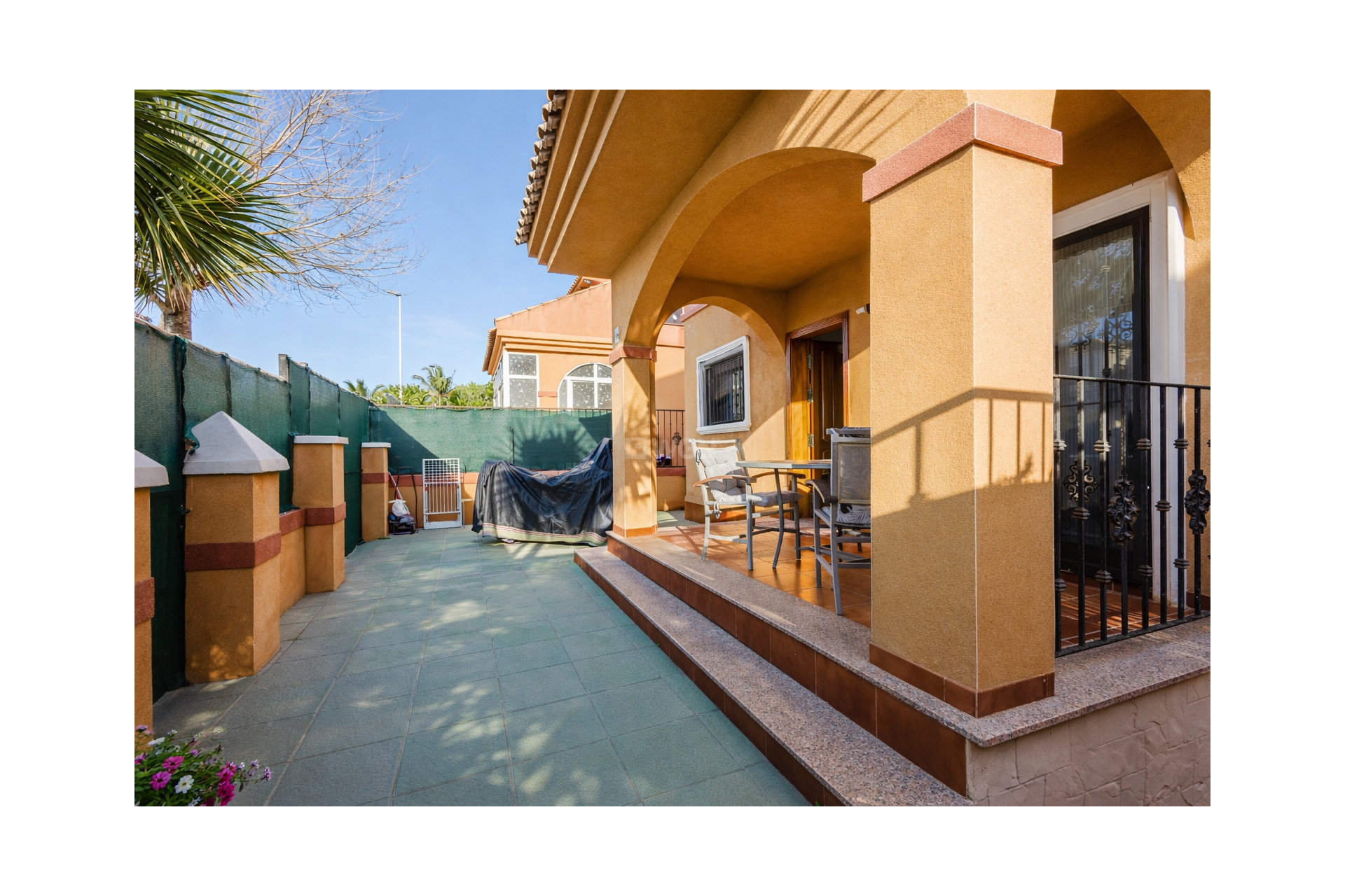 Resale - Villa - Torrevieja - Costa Blanca