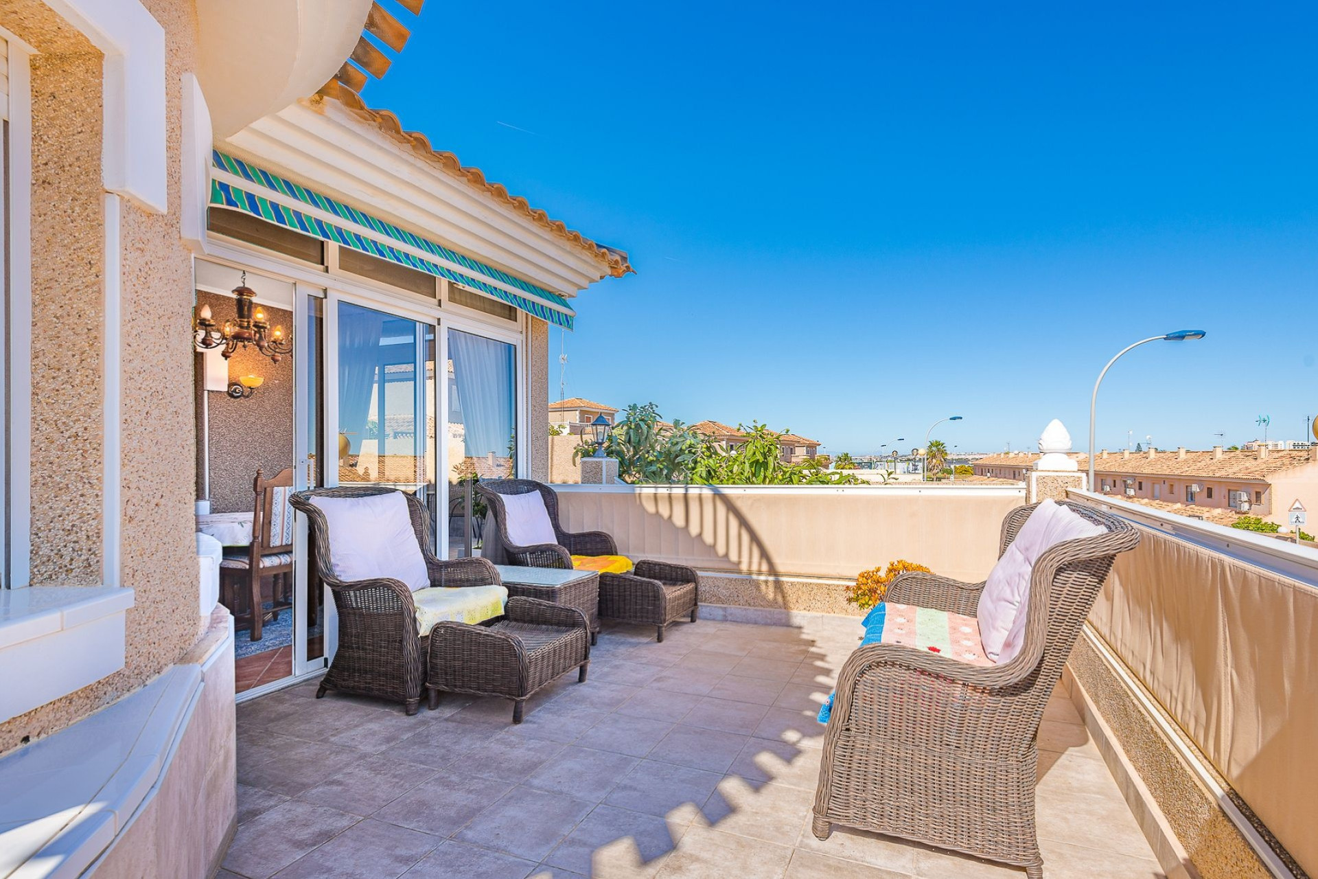 Resale - Villa - Torrevieja - Costa Blanca