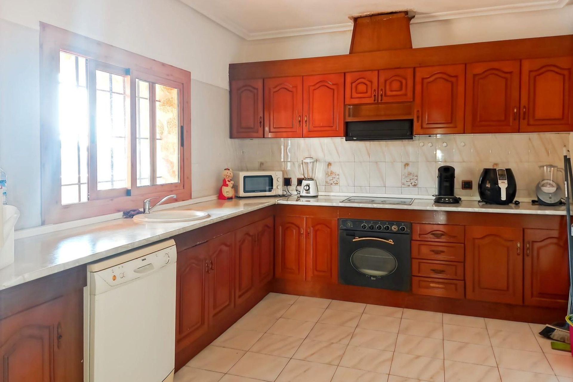 Resale - Villa - Torrevieja - Costa Blanca
