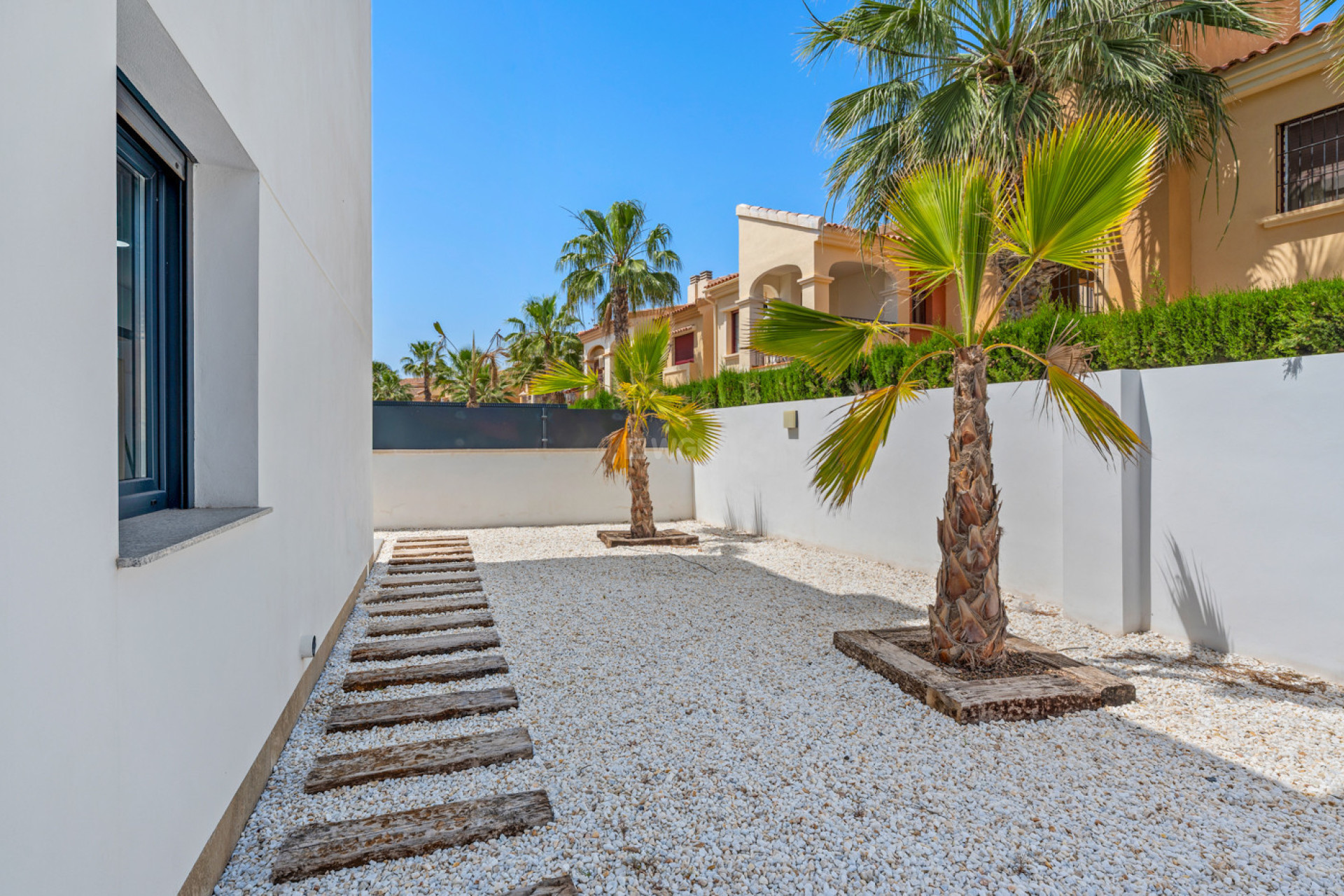Resale - Villa - Torrevieja - Costa Blanca