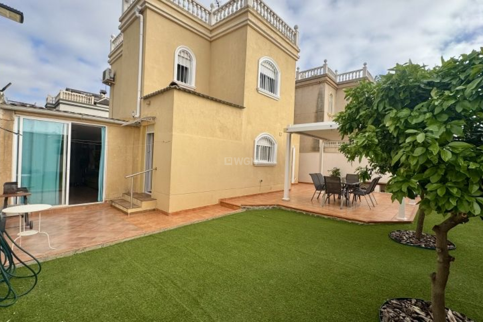 Resale - Villa - Torrevieja - Costa Blanca