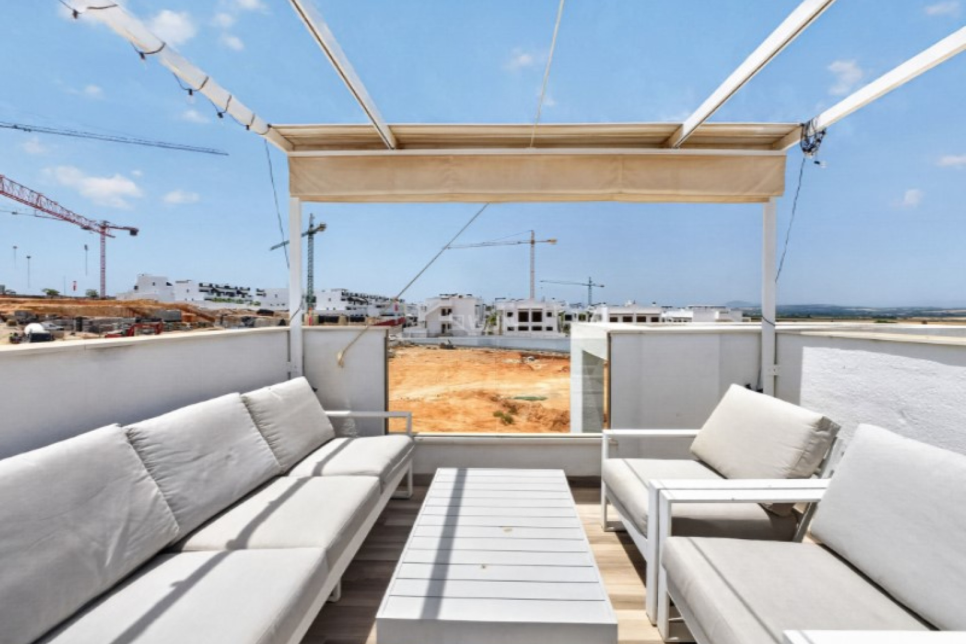 Resale - Villa - Torrevieja - Costa Blanca