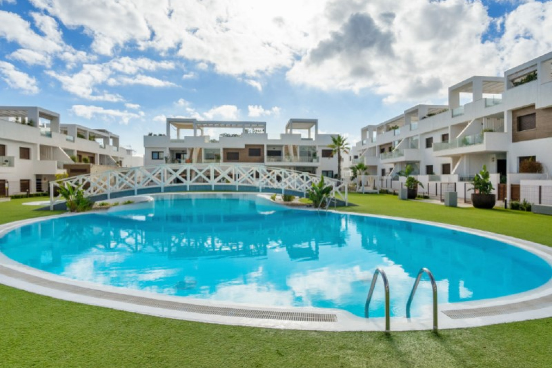 Resale - Villa - Torrevieja - Costa Blanca
