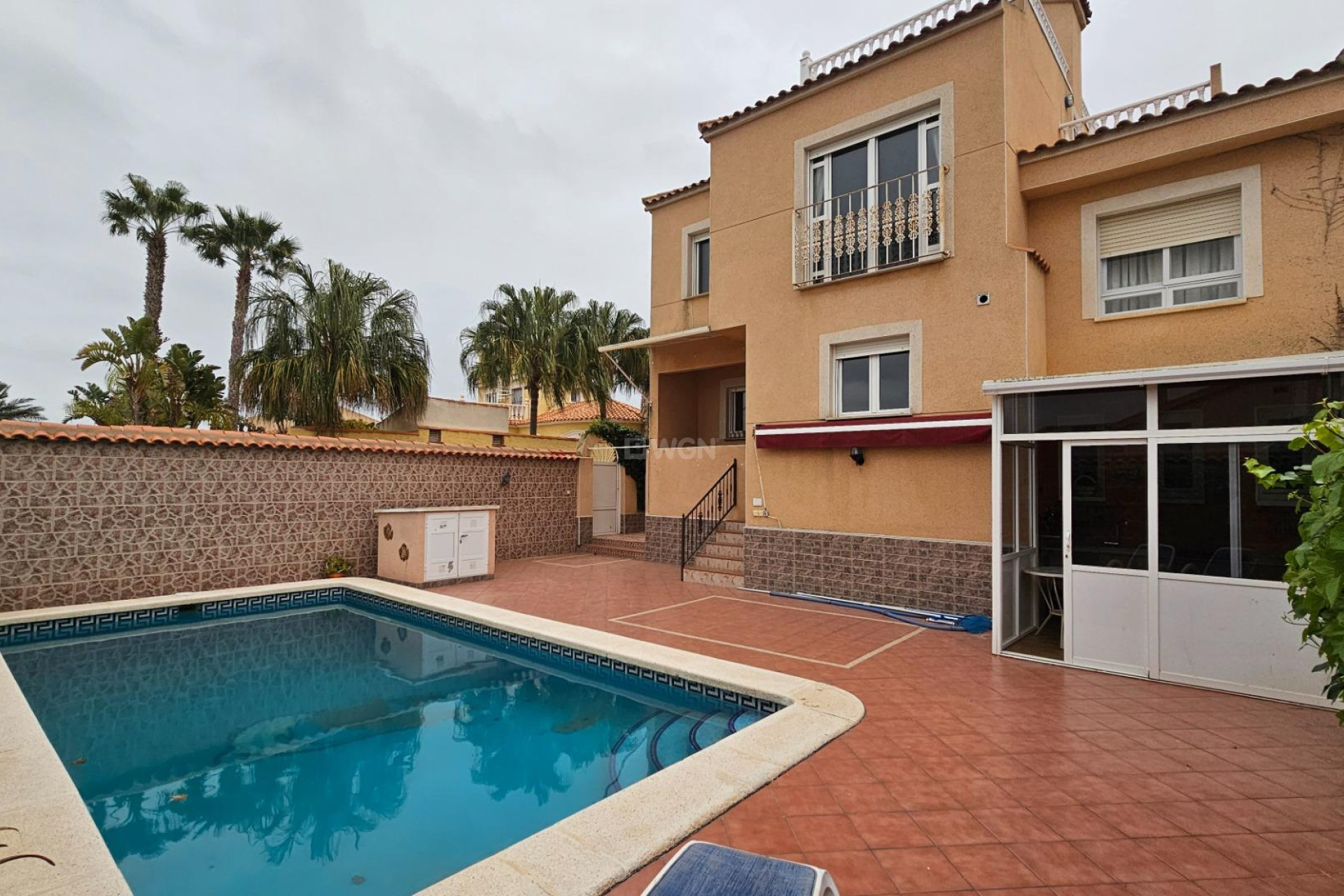 Resale - Villa - Torrevieja - El Chaparral