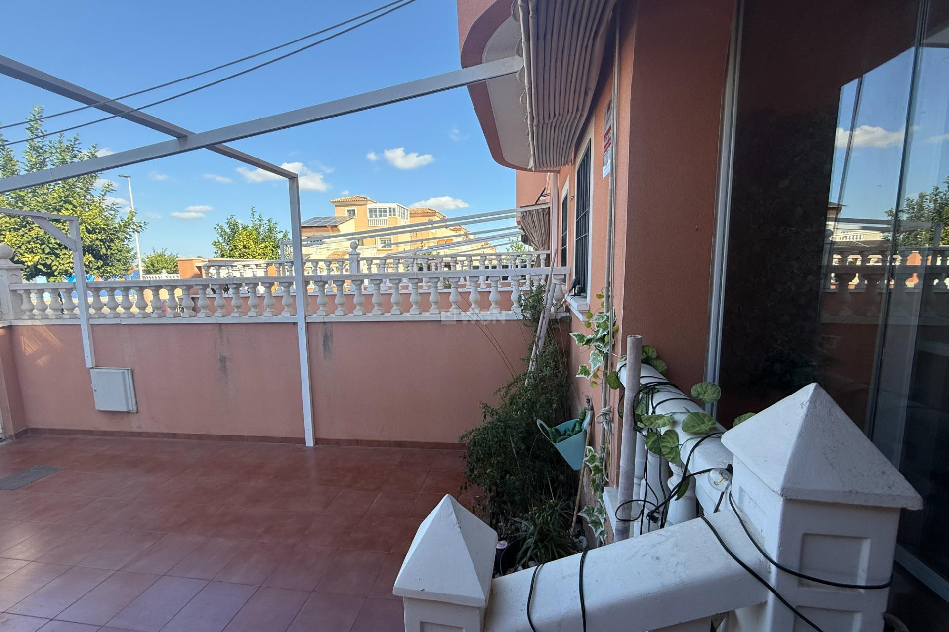 Resale - Villa - Torrevieja - El Limonar
