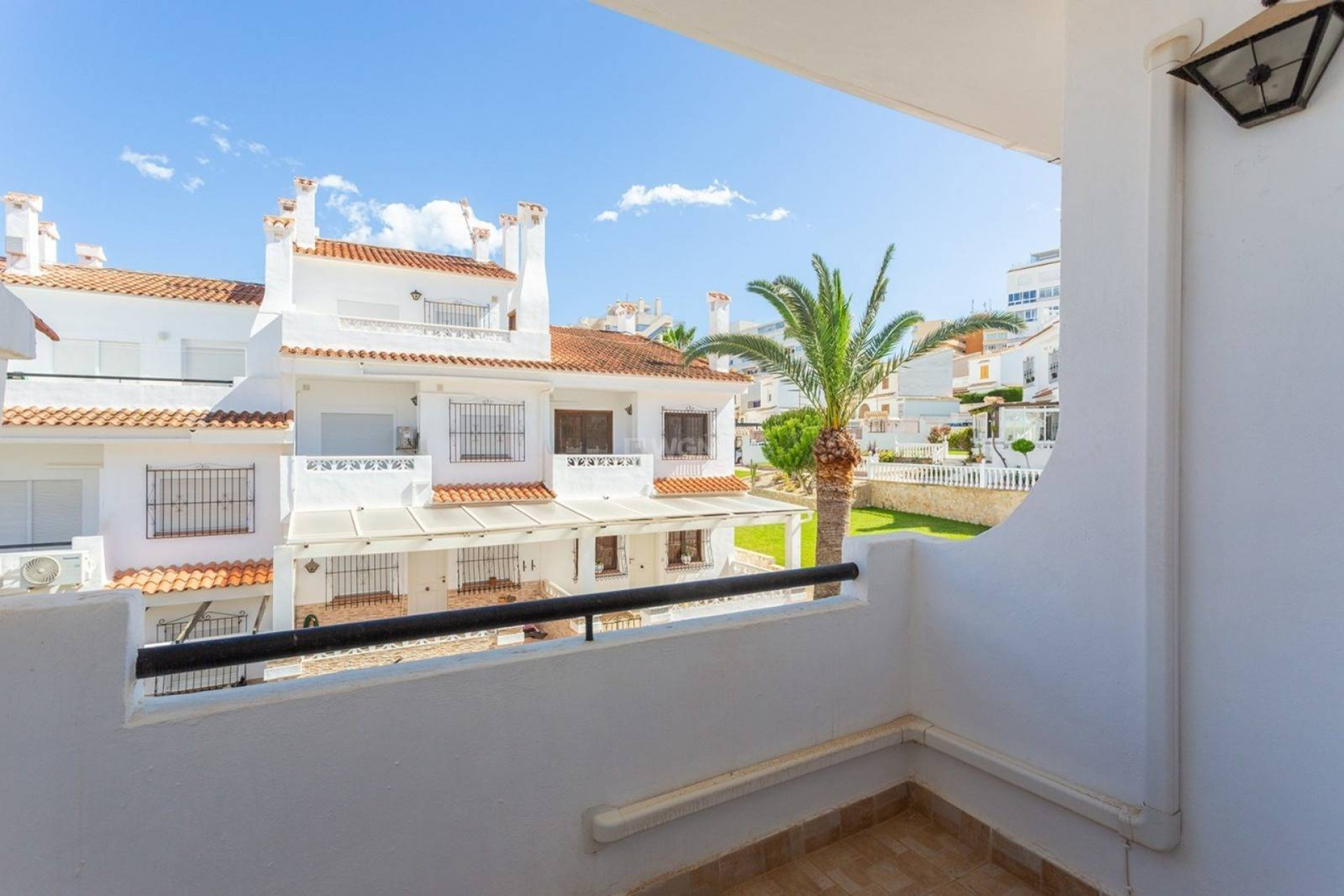 Resale - Villa - Torrevieja - La Mata