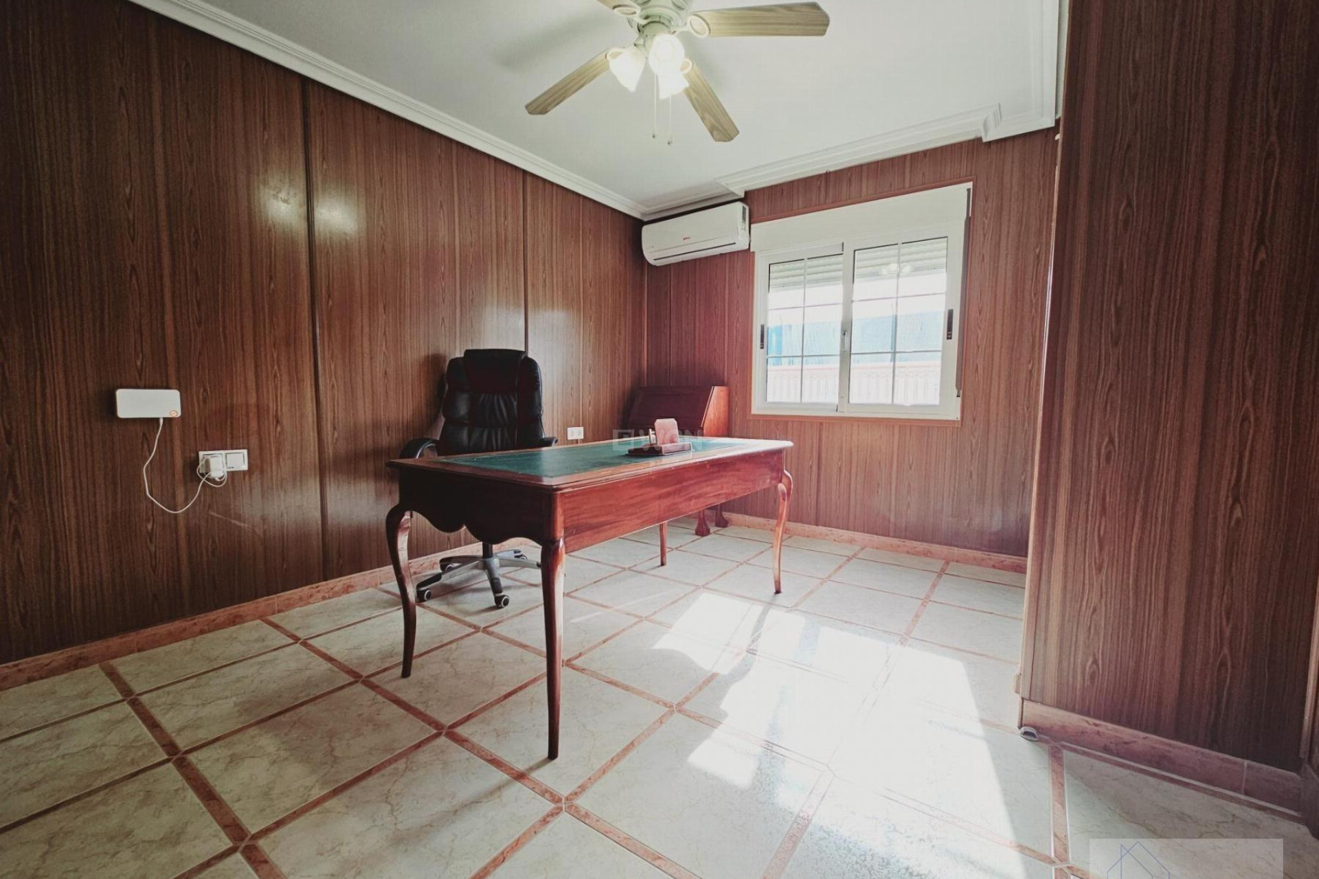 Resale - Villa - Torrevieja - La Siesta - El Salado - Torreta