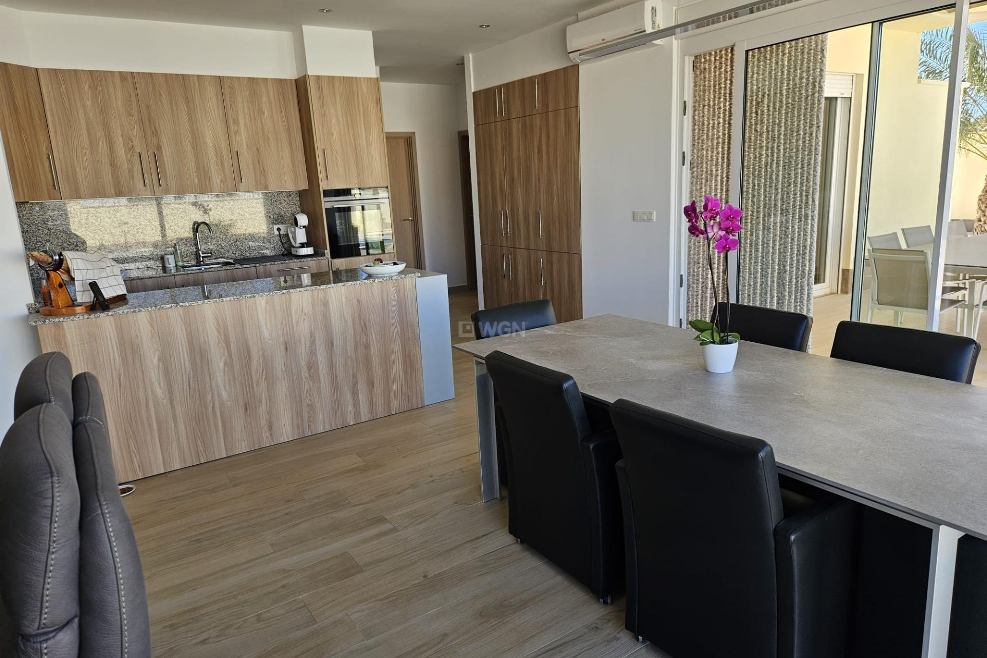 Resale - Villa - Torrevieja - La Siesta - El Salado - Torreta