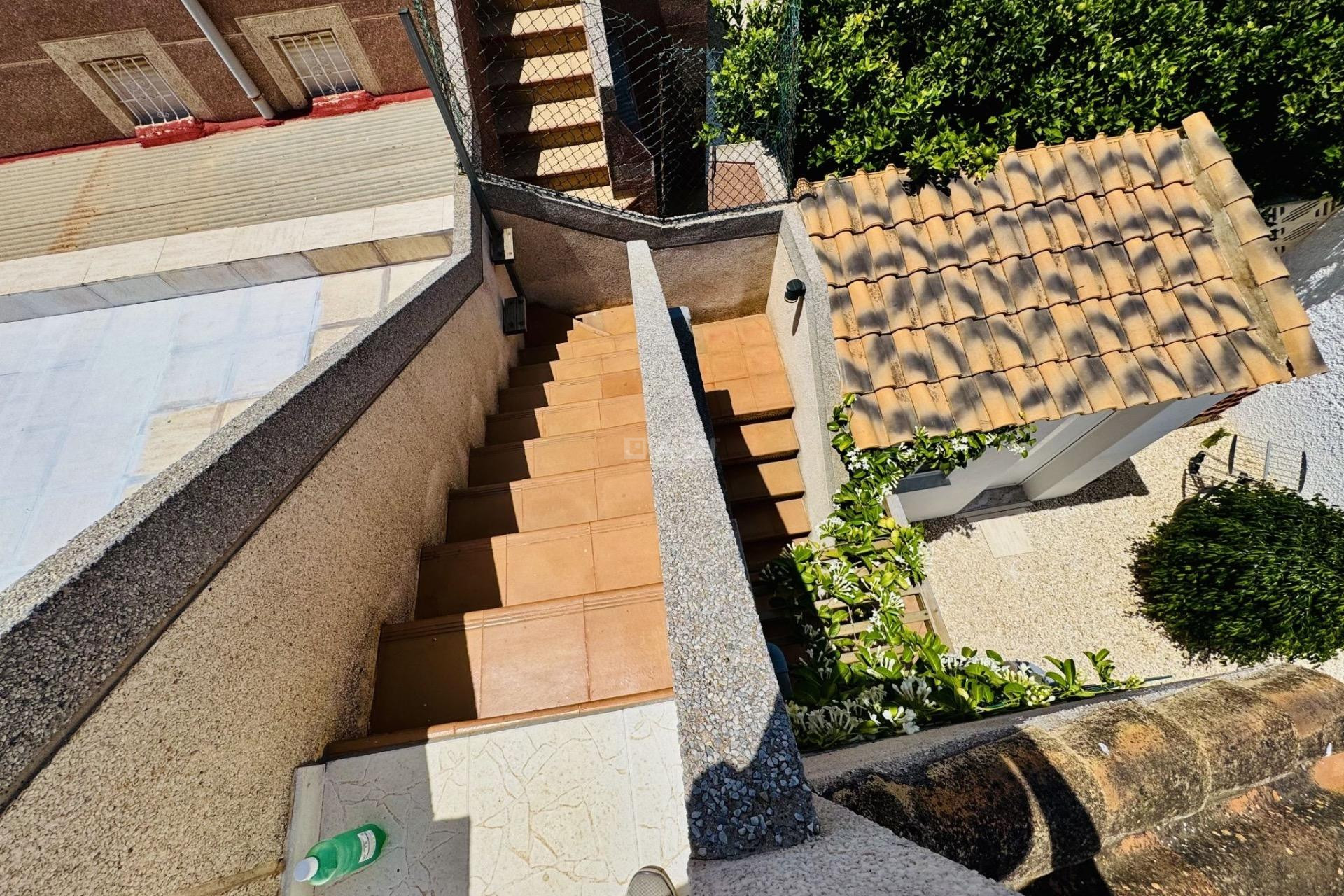 Resale - Villa - Torrevieja - La Siesta - El Salado - Torreta
