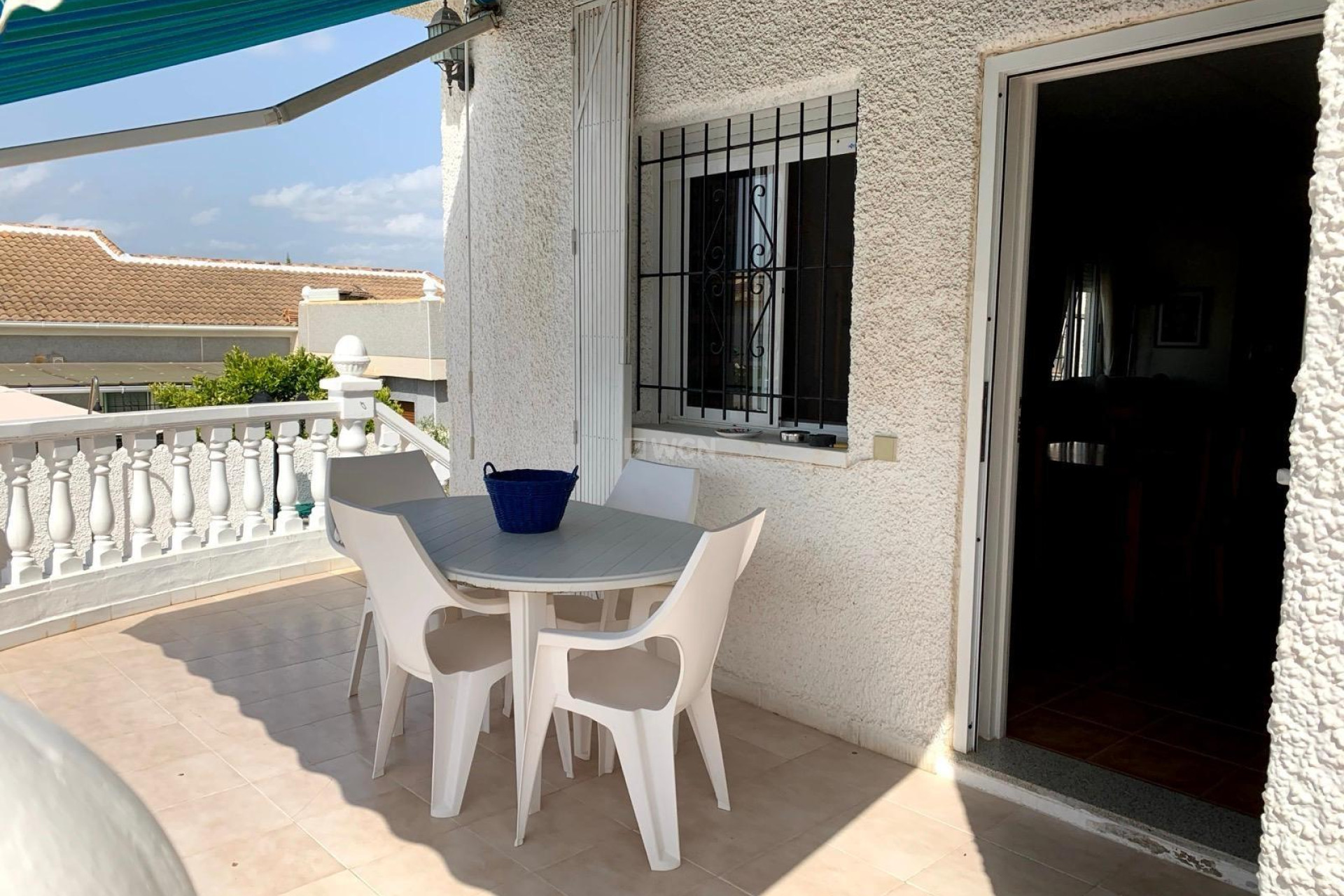 Resale - Villa - Torrevieja - La Siesta - El Salado - Torreta