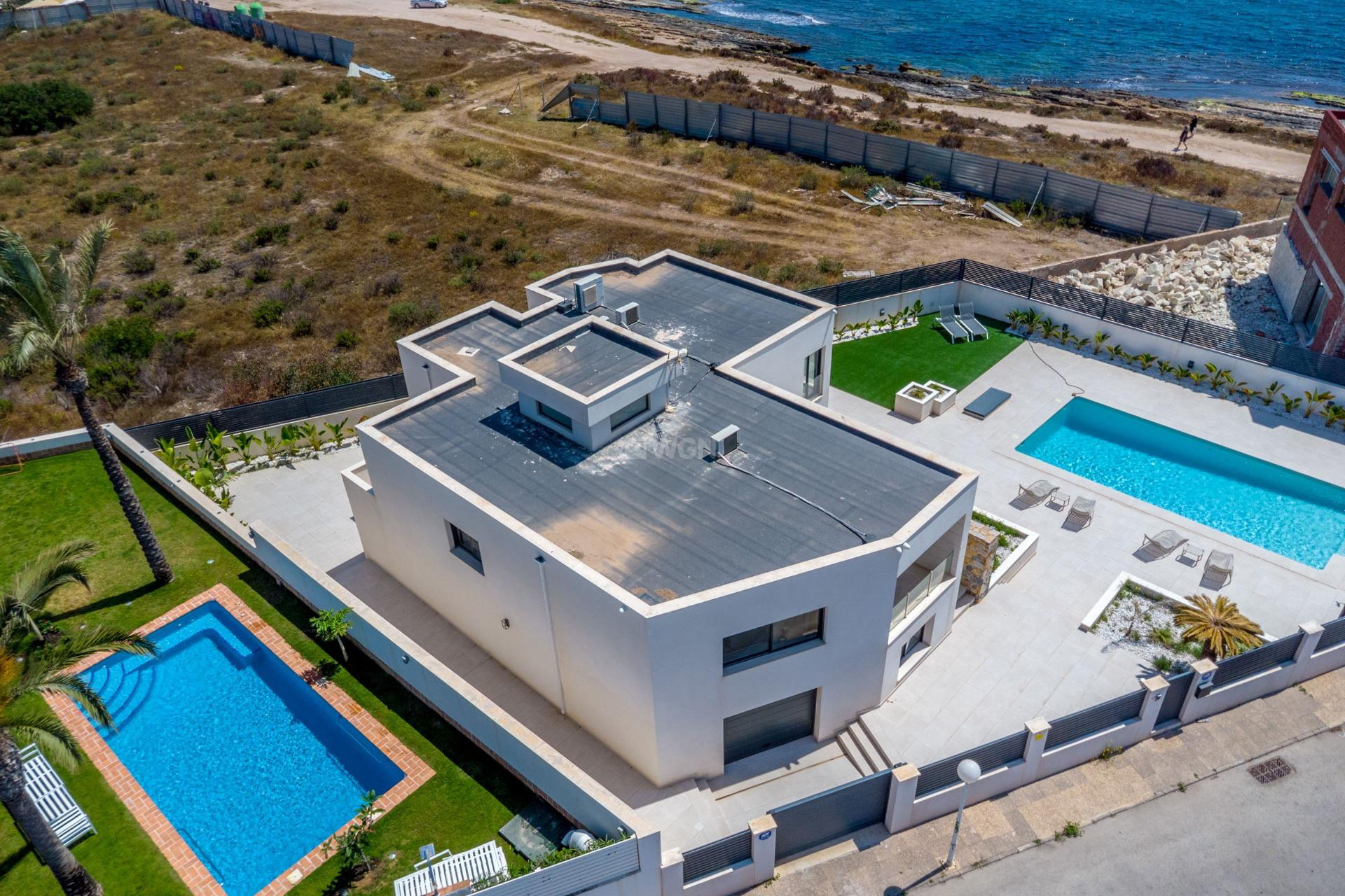Resale - Villa - Torrevieja - La Veleta