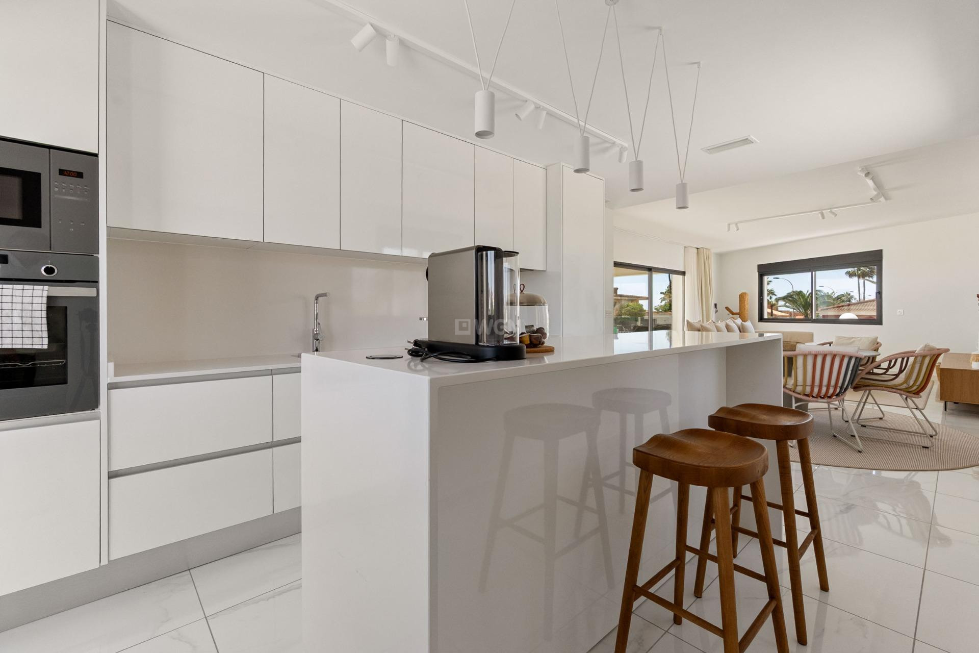 Resale - Villa - Torrevieja - La Veleta