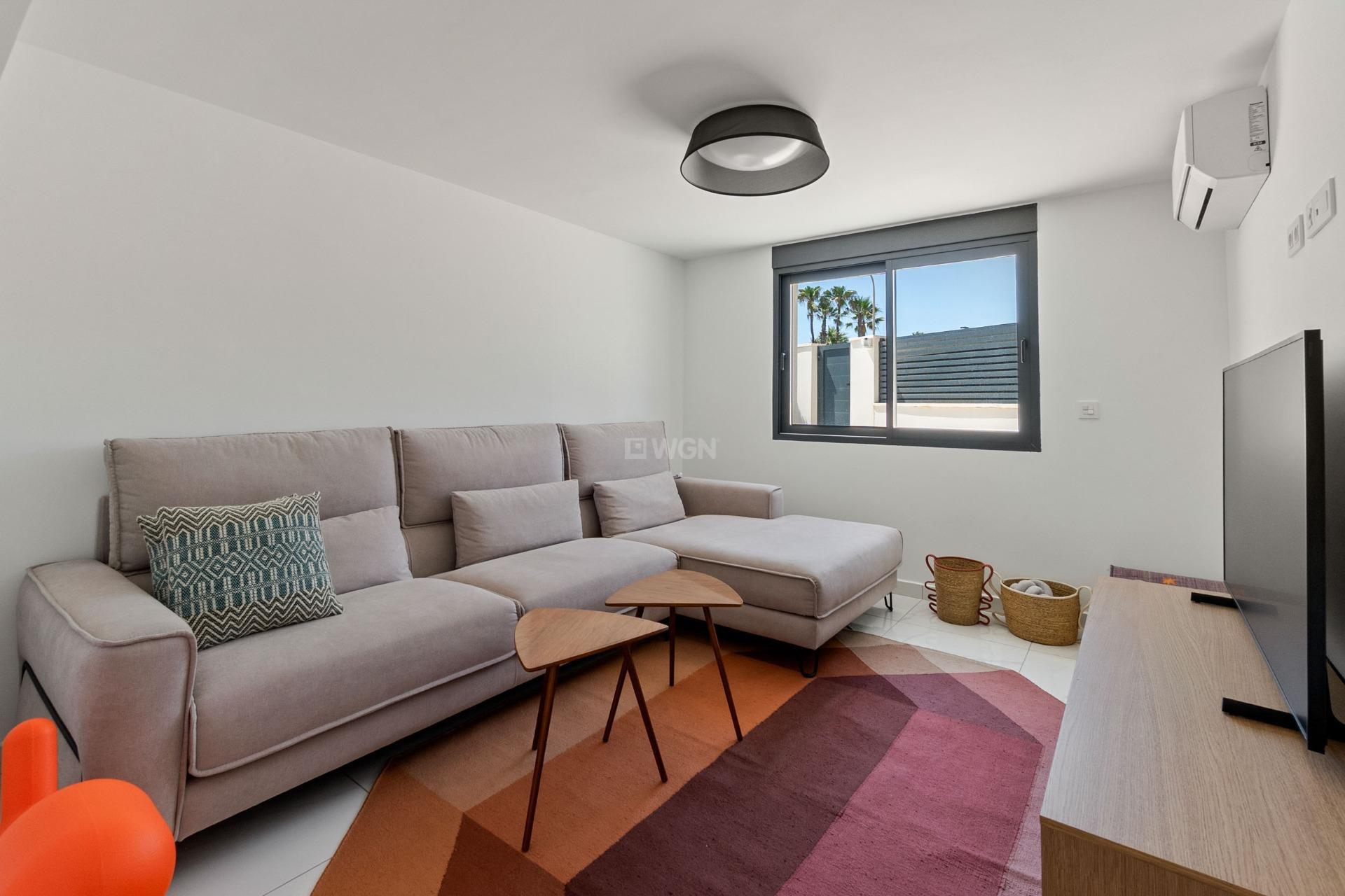 Resale - Villa - Torrevieja - La Veleta