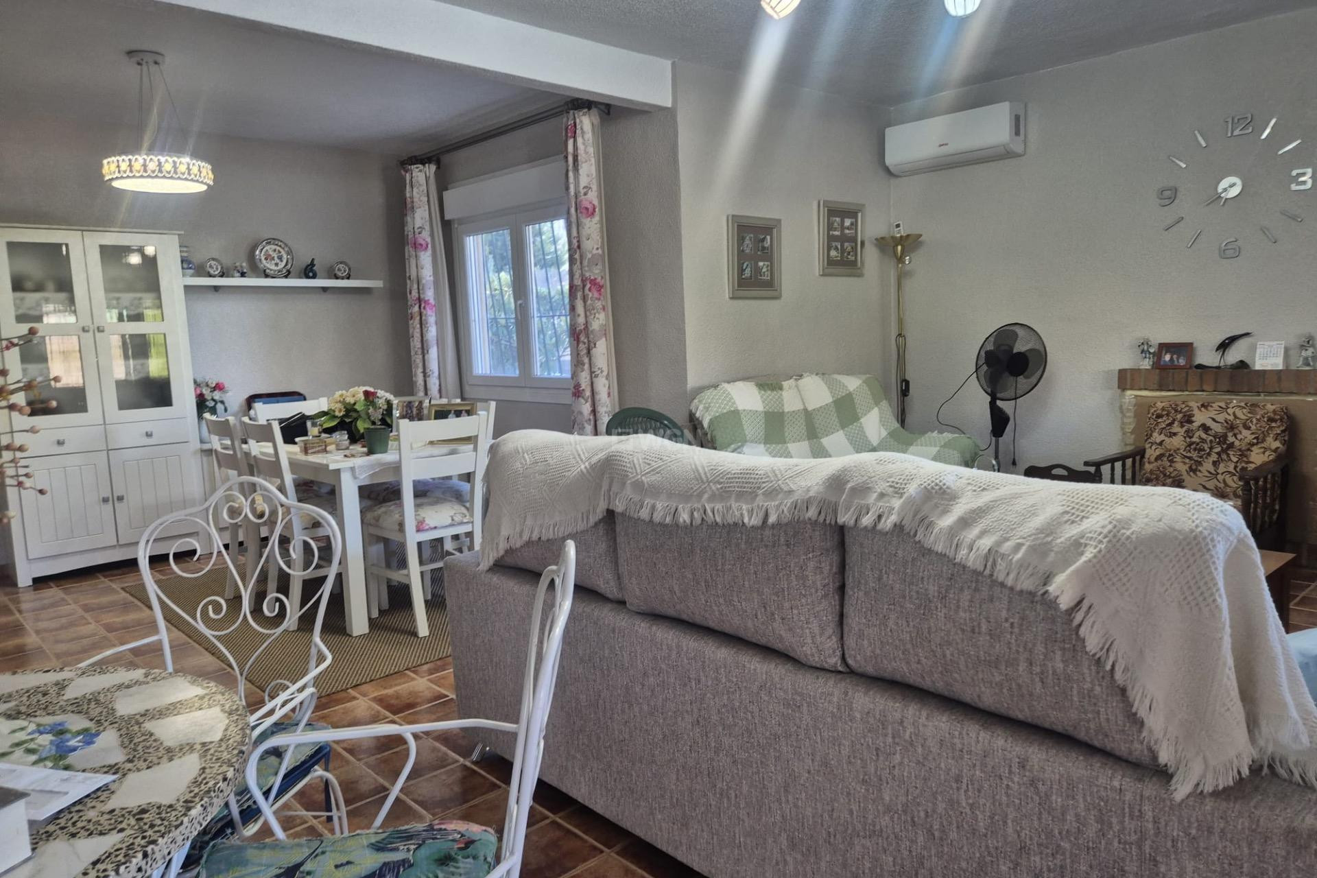 Resale - Villa - Torrevieja - Los Balcones - Los Altos del Edén
