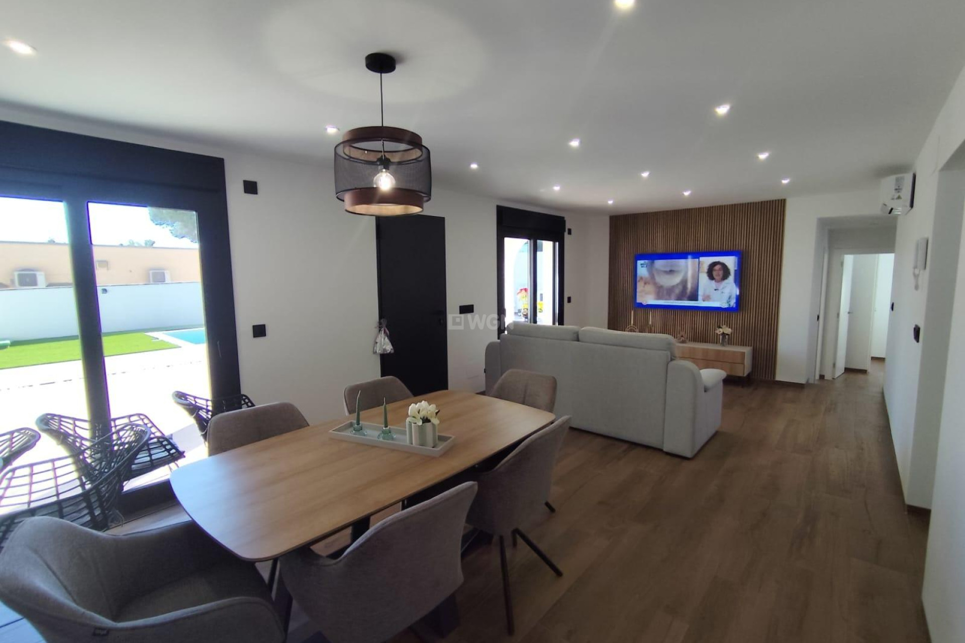 Resale - Villa - Torrevieja - Los Balcones - Los Altos del Edén