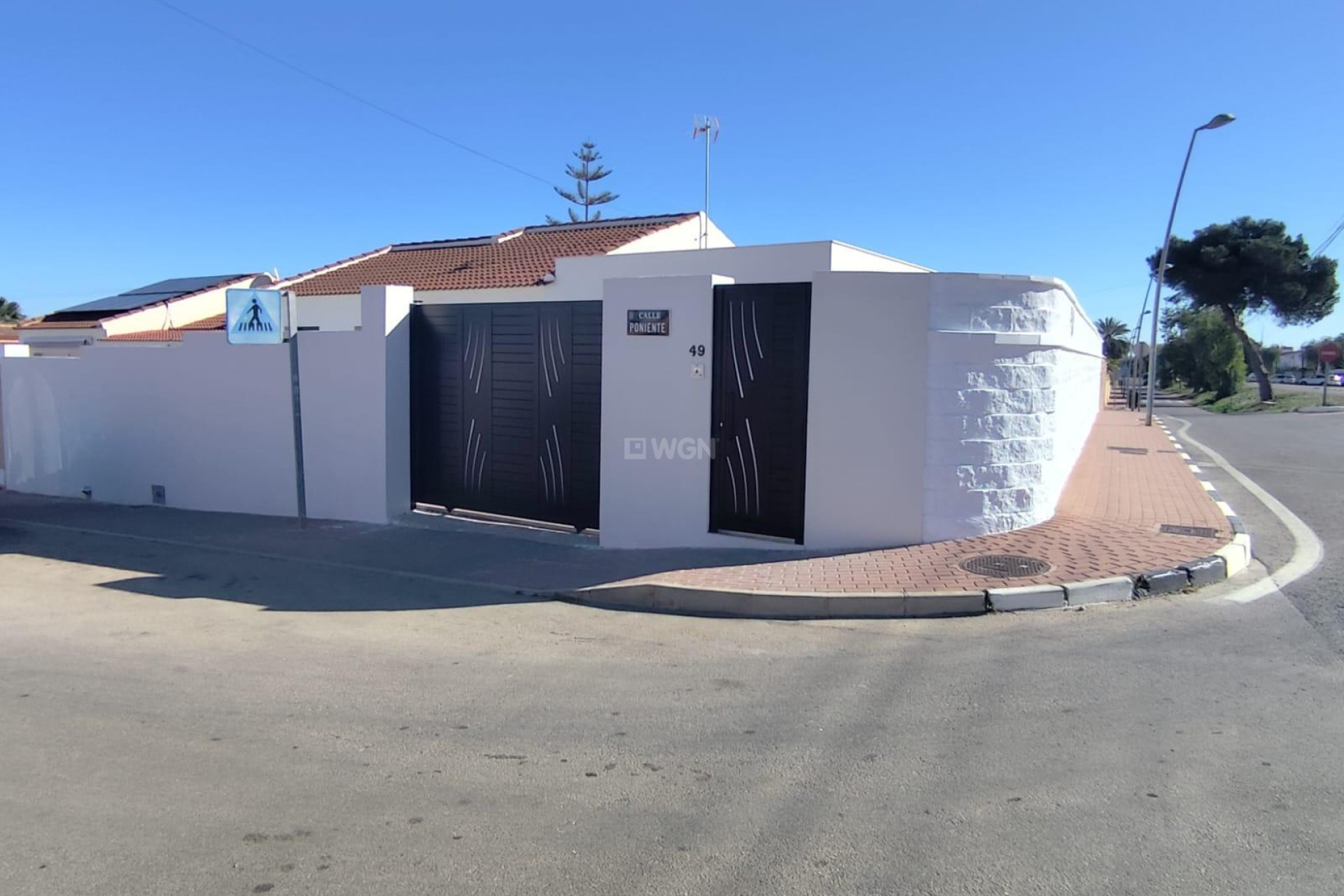 Resale - Villa - Torrevieja - Los Balcones - Los Altos del Edén