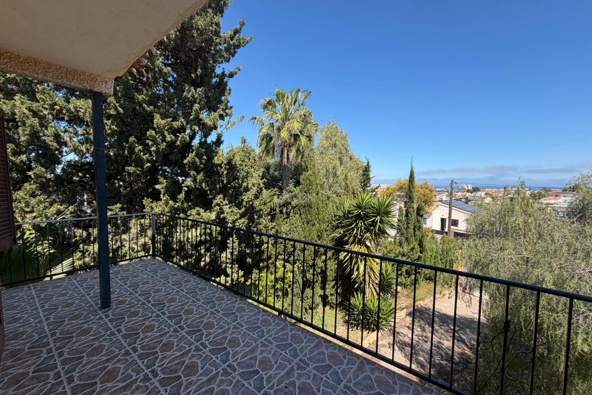 Resale - Villa - Torrevieja - Los Balcones - Los Altos del Edén