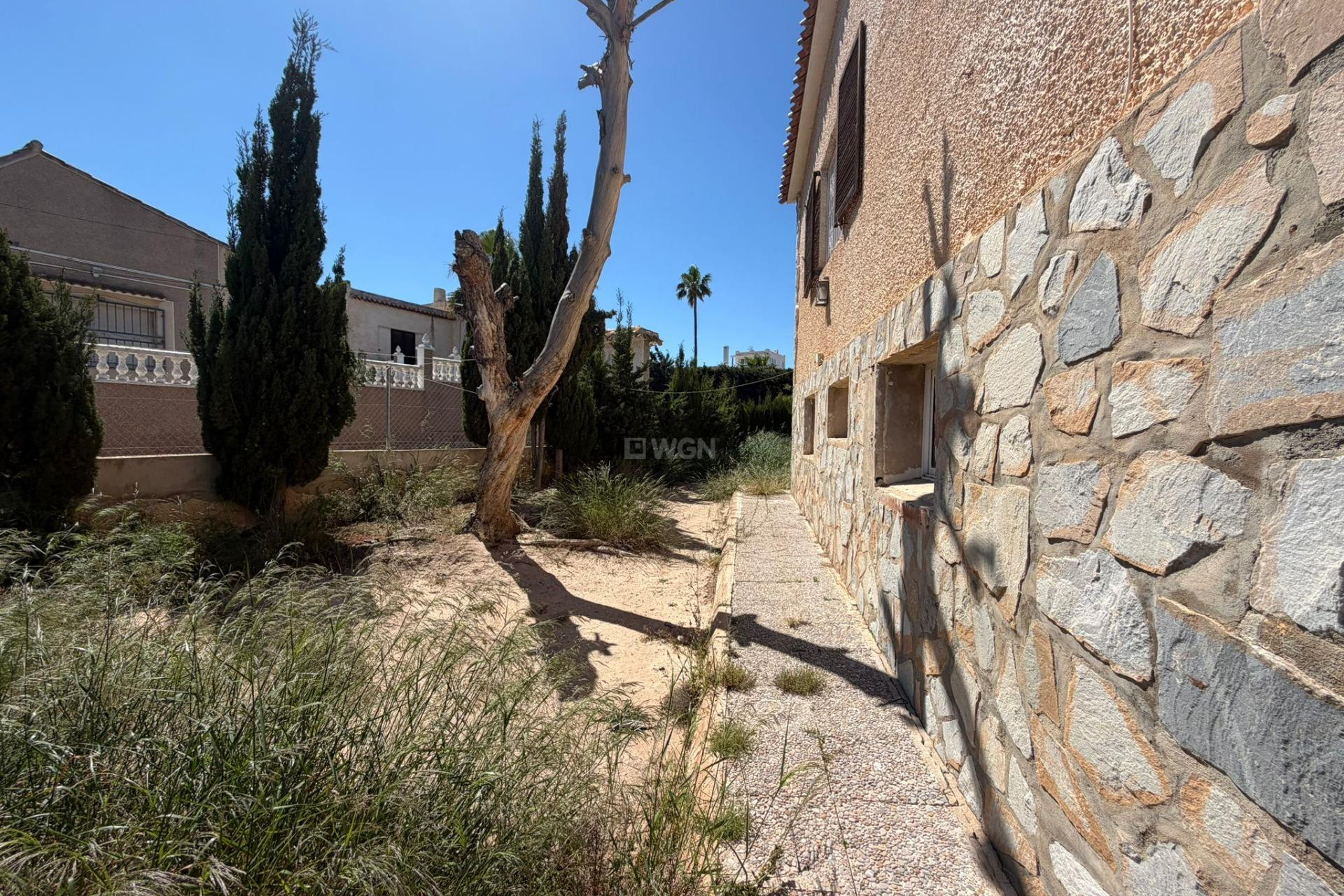 Resale - Villa - Torrevieja - Los Balcones - Los Altos del Edén