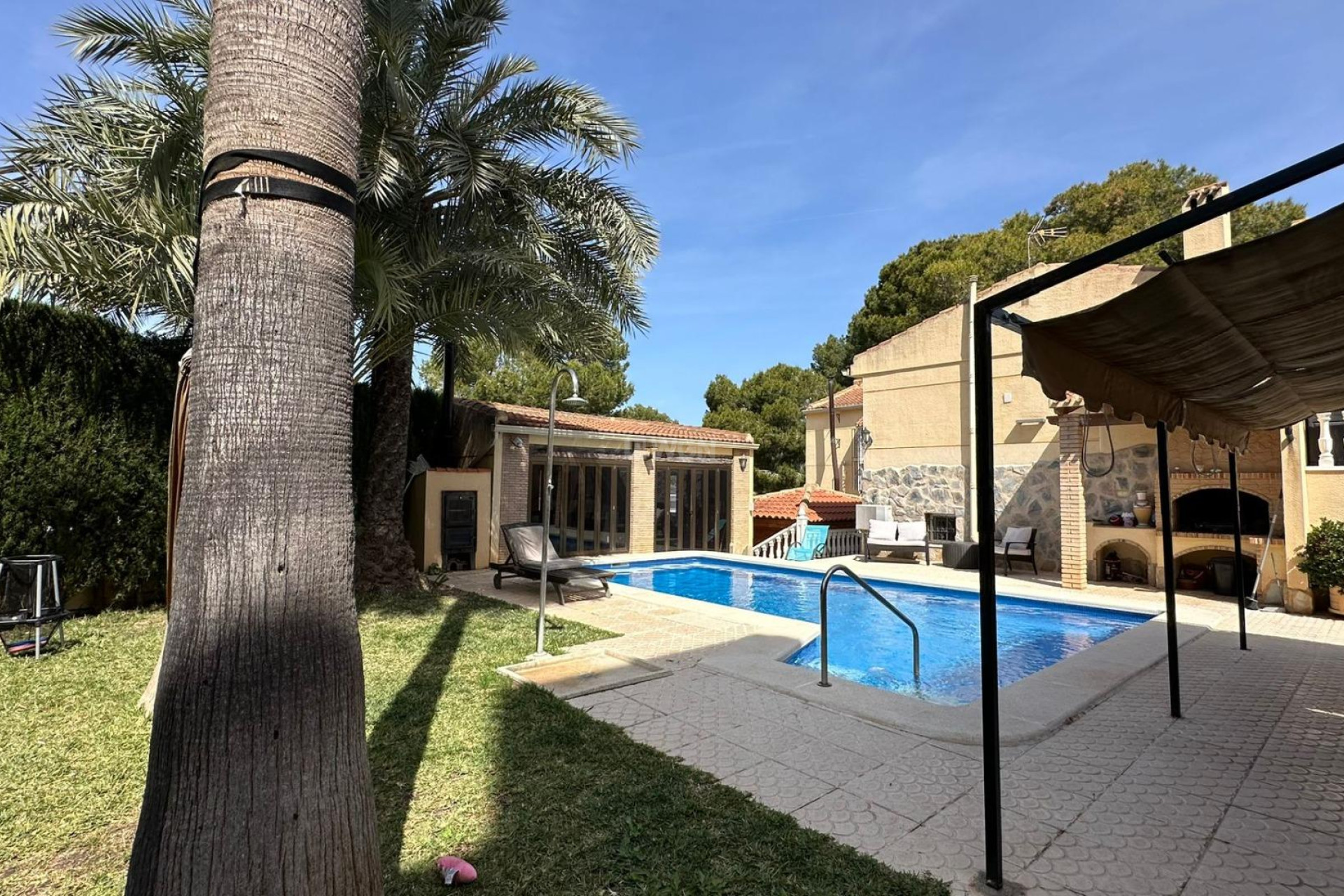 Resale - Villa - Torrevieja - Los Balcones - Los Altos del Edén