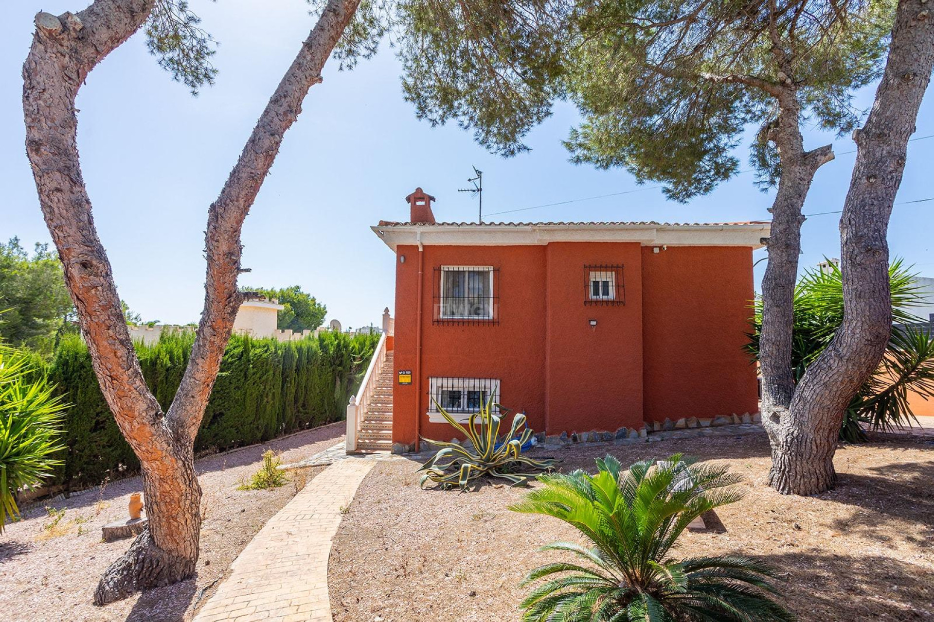 Resale - Villa - Torrevieja - Los Balcones - Los Altos del Edén