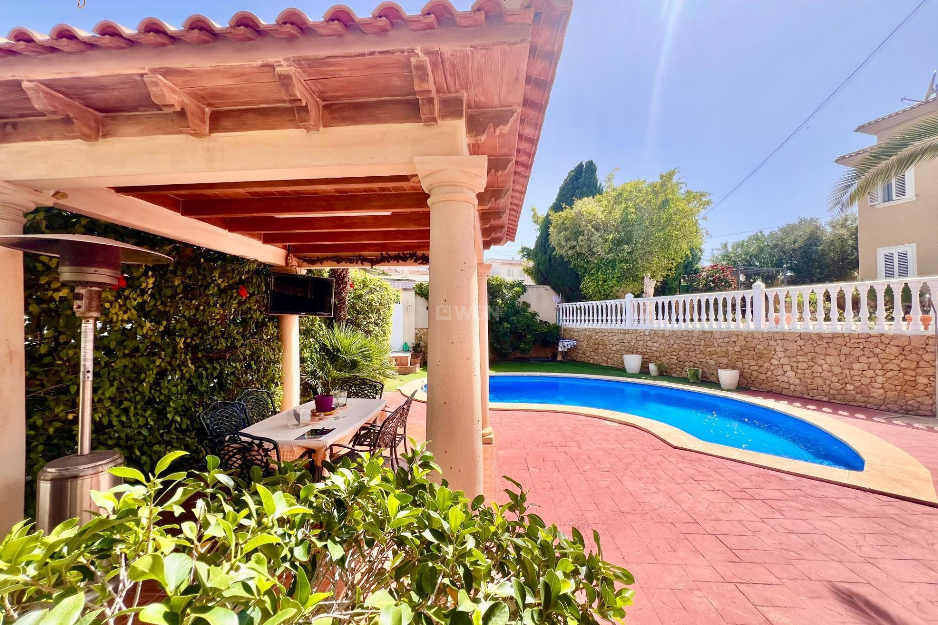 Resale - Villa - Torrevieja - Los Balcones - Los Altos del Edén