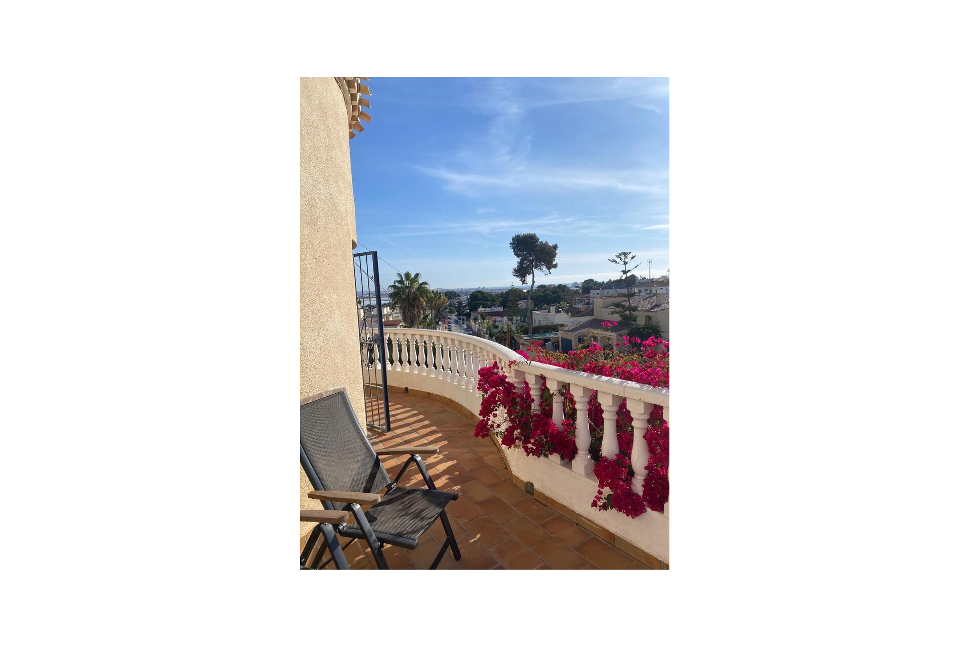 Resale - Villa - Torrevieja - Los Balcones