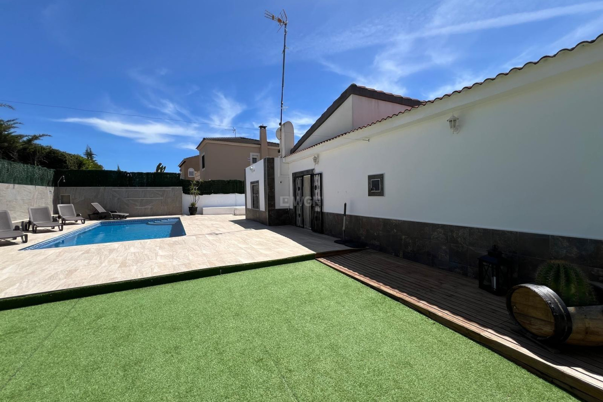 Resale - Villa - Torrevieja - Los Balcones