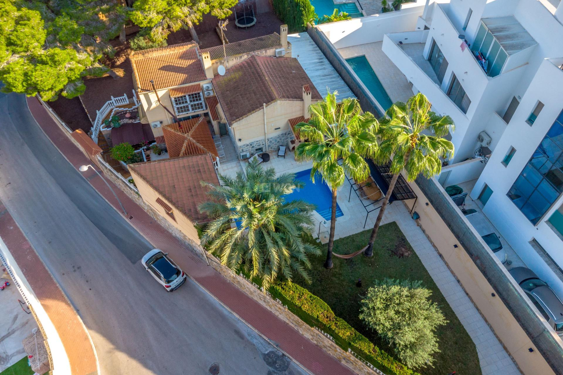 Resale - Villa - Torrevieja - Los Balcones