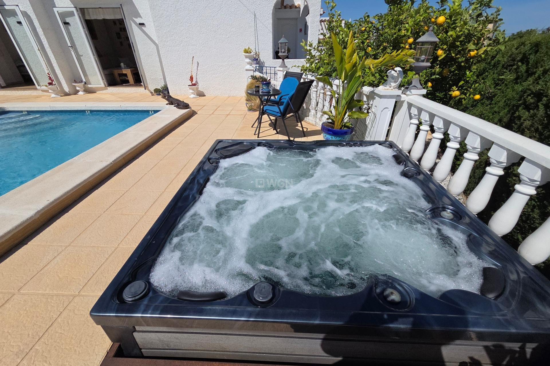Resale - Villa - Torrevieja - Los Balcones