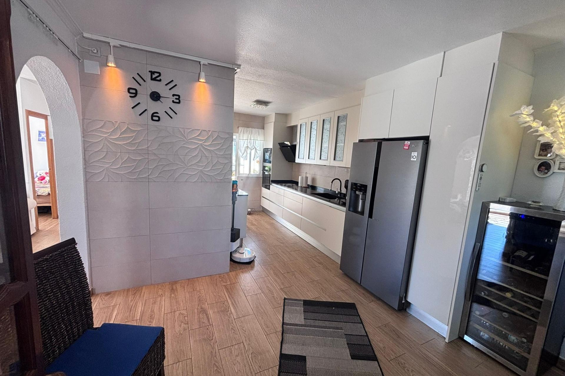 Resale - Villa - Torrevieja - Los Balcones