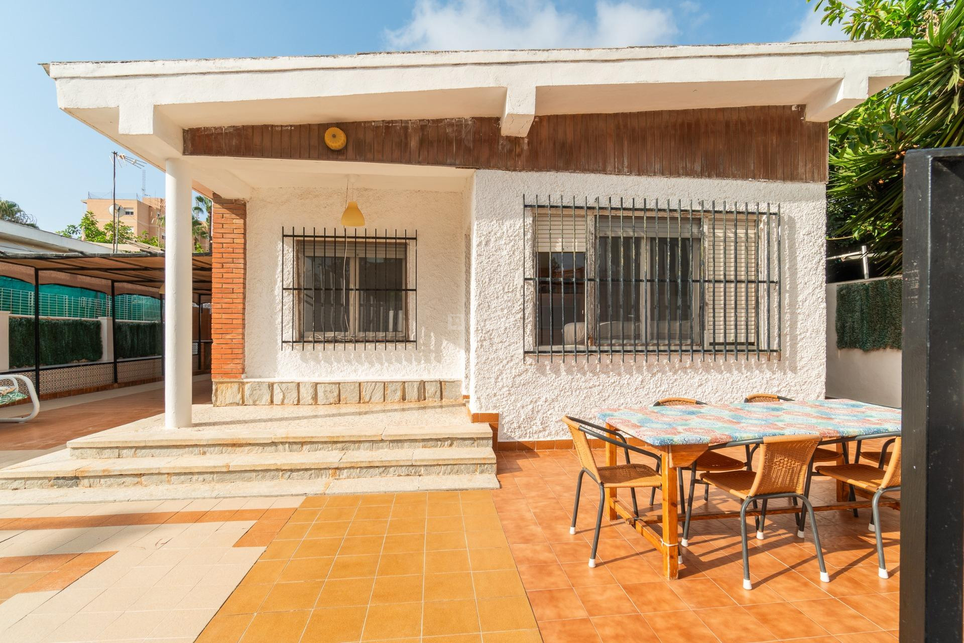 Resale - Villa - Torrevieja - Los Frutales