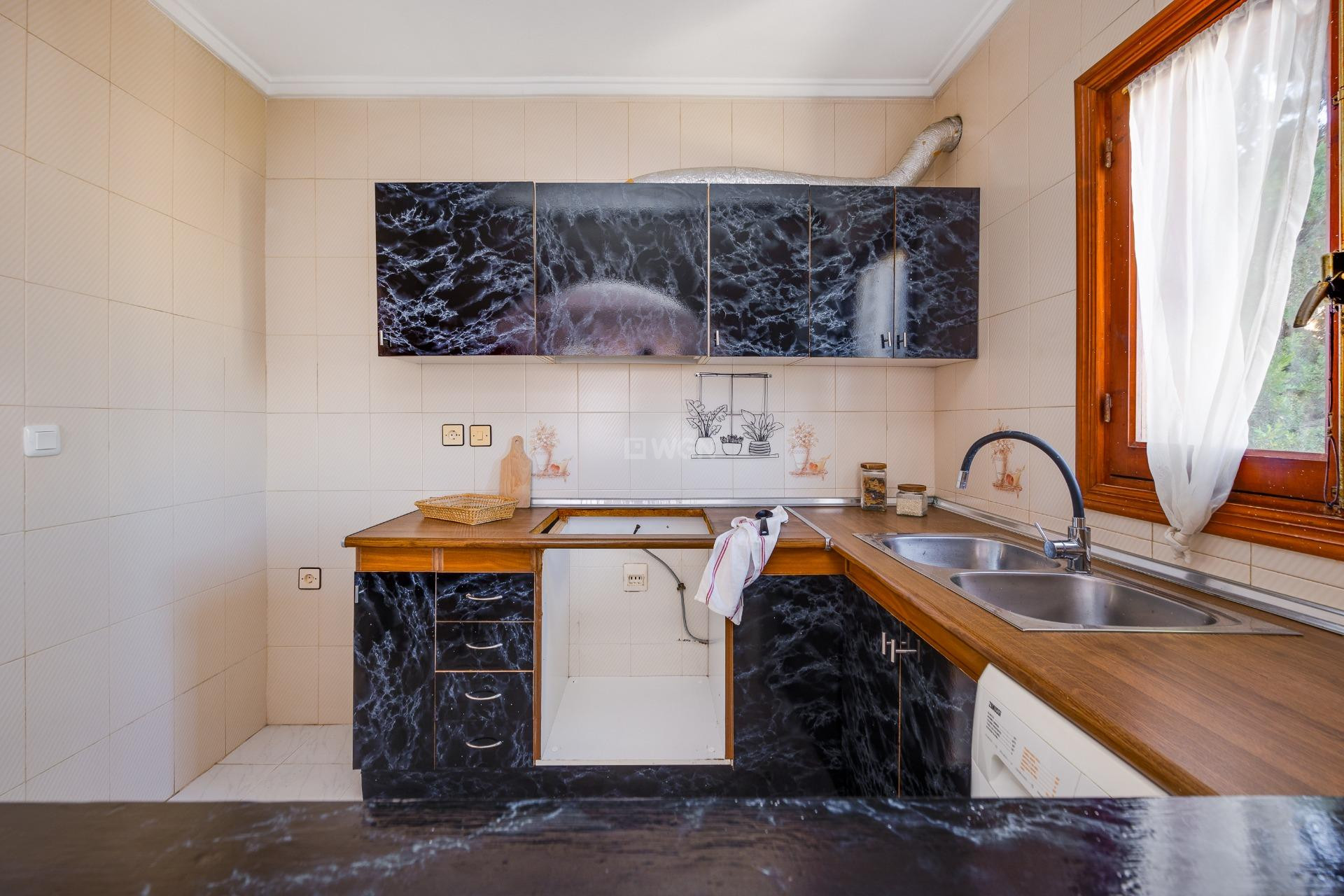 Resale - Villa - Torrevieja - Nueva Torrevieja