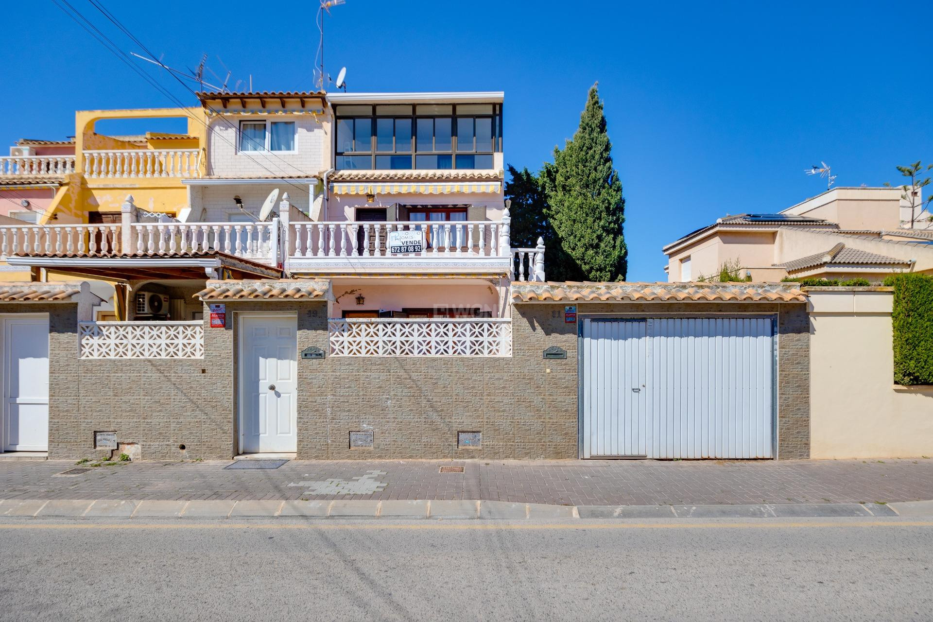 Resale - Villa - Torrevieja - Nueva Torrevieja