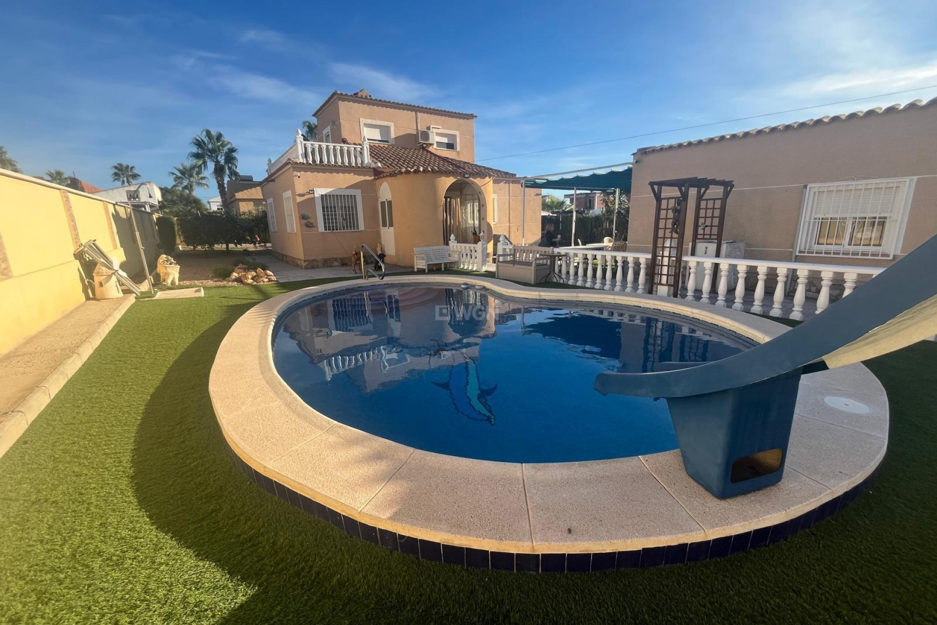 Resale - Villa - Torrevieja - San Luis