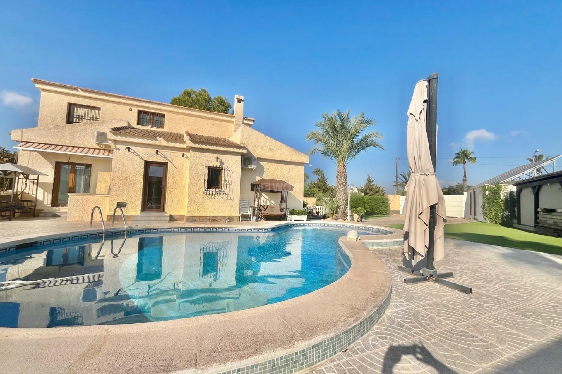 Resale - Villa - Torrevieja - San Luis