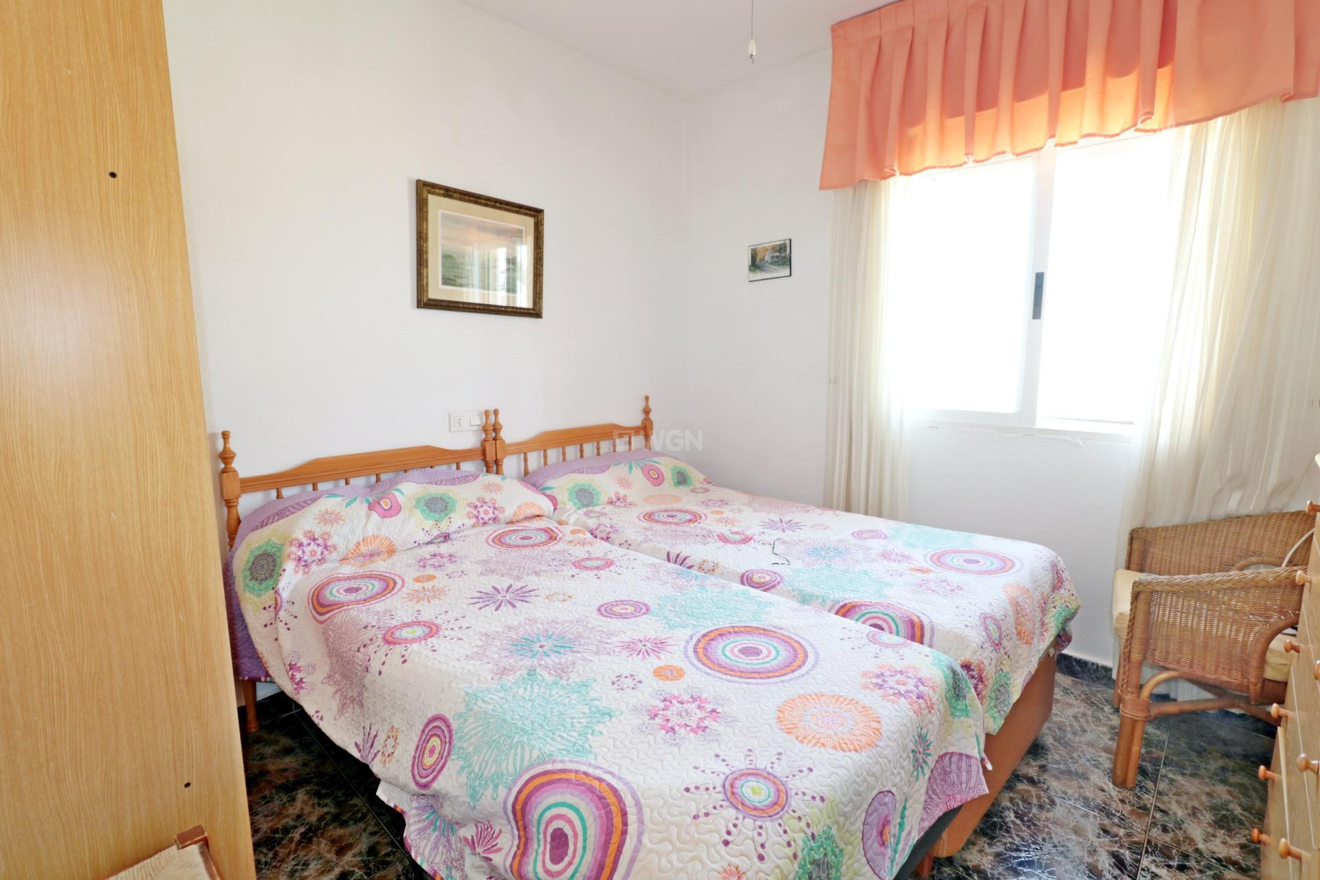 Resale - Villa - Torrevieja - Torretas