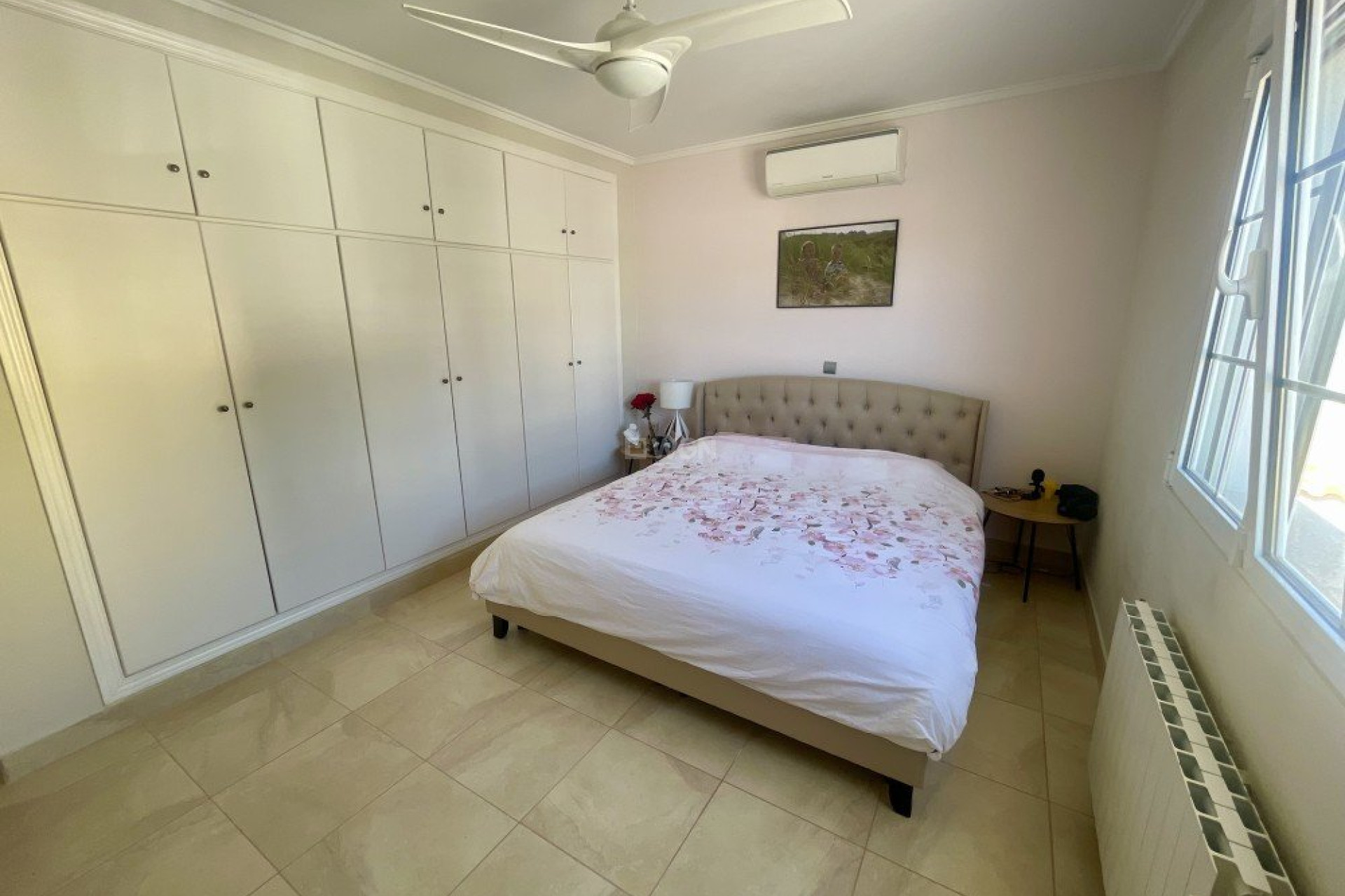 Resale - Villa - Urb. La Marina - Inland