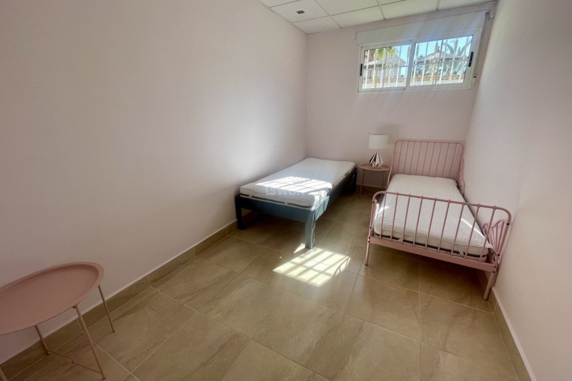 Resale - Villa - Urb. La Marina - Inland