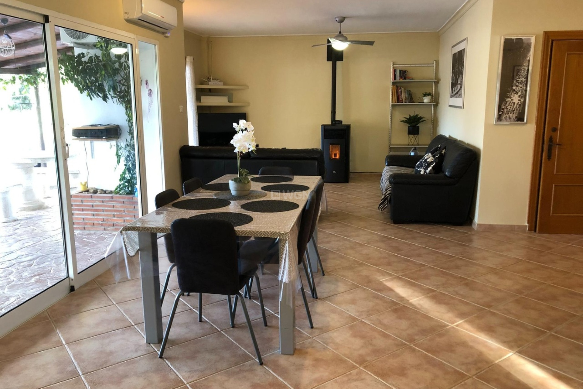 Resale - Villa - Valle de Abdalajis - Inland