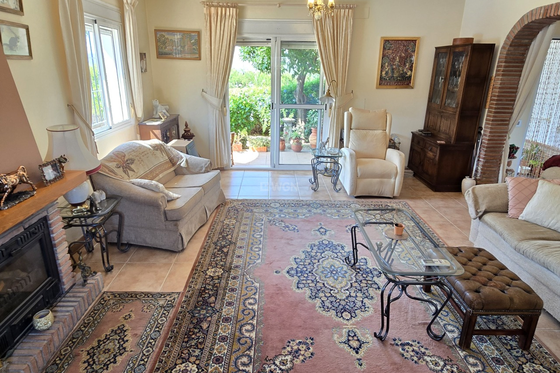 Resale - Villa - Venta Baja - Inland