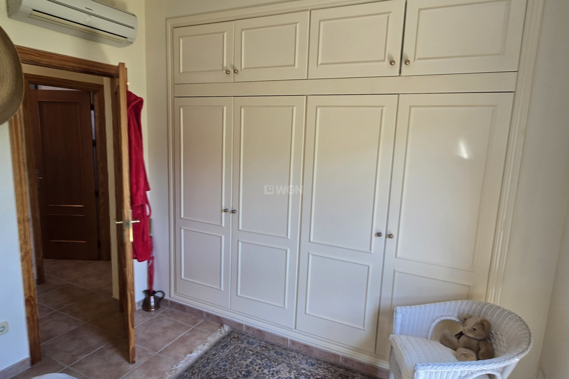 Resale - Villa - Venta Baja - Inland